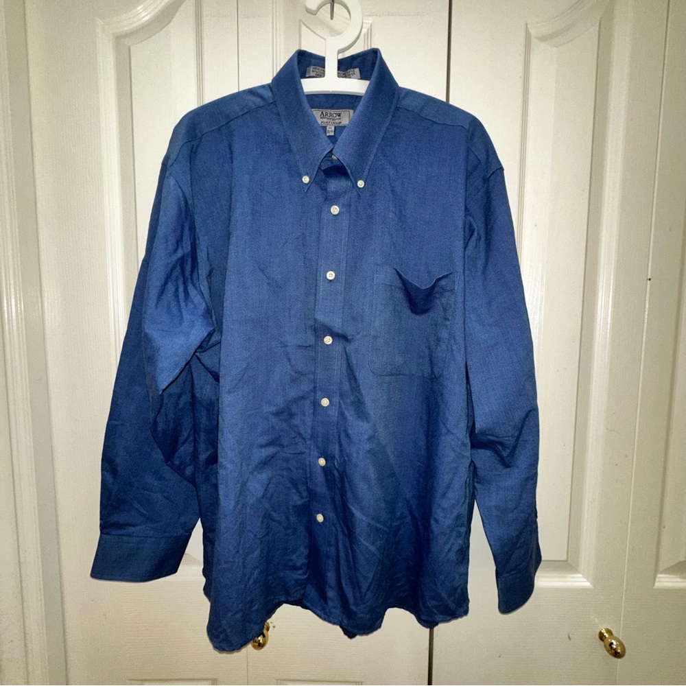 Arrow Platium Wrinkle Resistant Men's Blue Dress Shirt 17